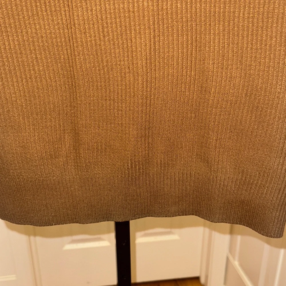 Brown Sleeveless Knit Sweater Vest - Picture 6 of 7